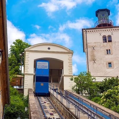 Cozy Ensuite Room In Zagreb Center Exterior photo